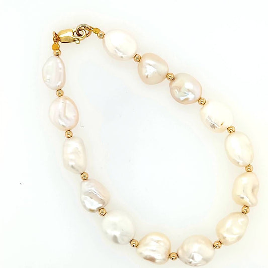 Keshi Pearl and Gold bracelet