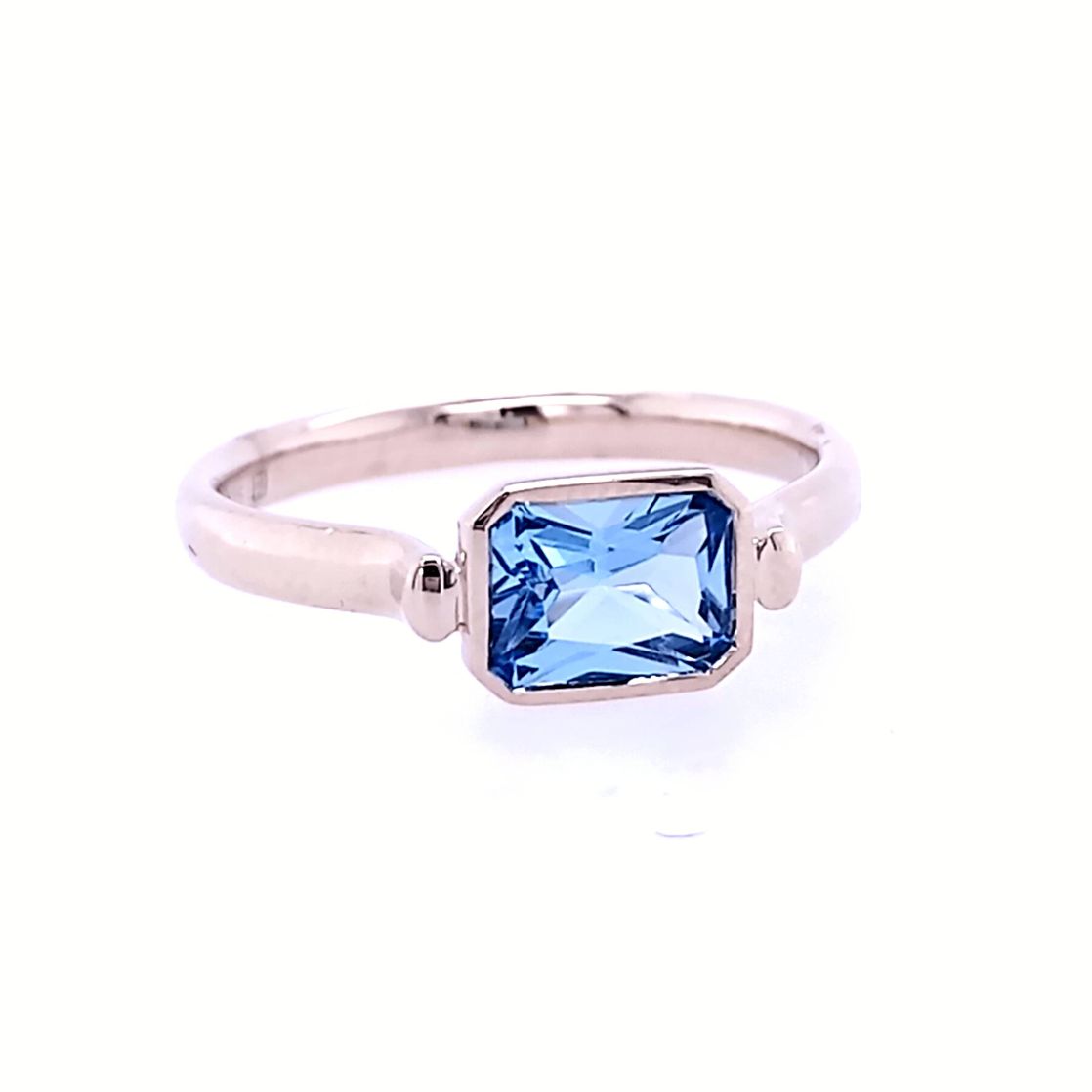 Topaz 1.19ct on 9ct Yellow Gold Ring