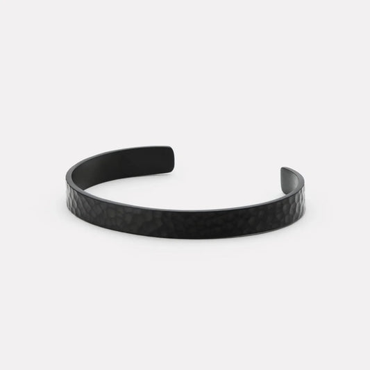 Najo Midnight 7.5mm texture Steel Cuff