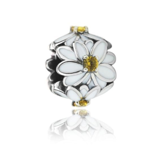 Evolve White Daisy Charm